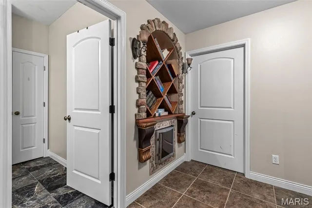 $895,000 | 746 St Andrews Drive, Farmington, MO 63640