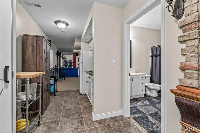 $895,000 | 746 St Andrews Drive, Farmington, MO 63640