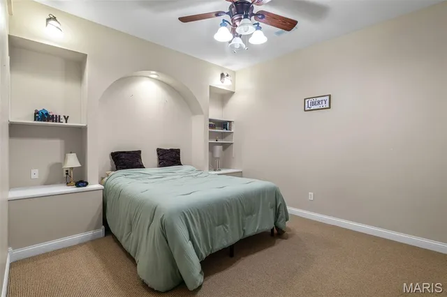 $895,000 | 746 St Andrews Drive, Farmington, MO 63640