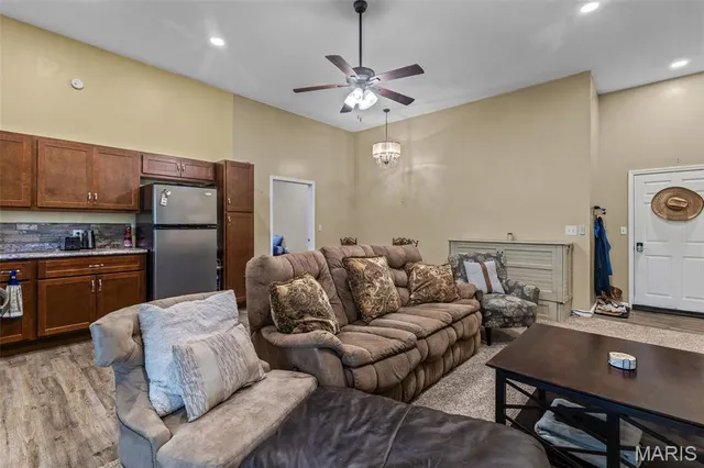 $895,000 | 746 St Andrews Drive, Farmington, MO 63640