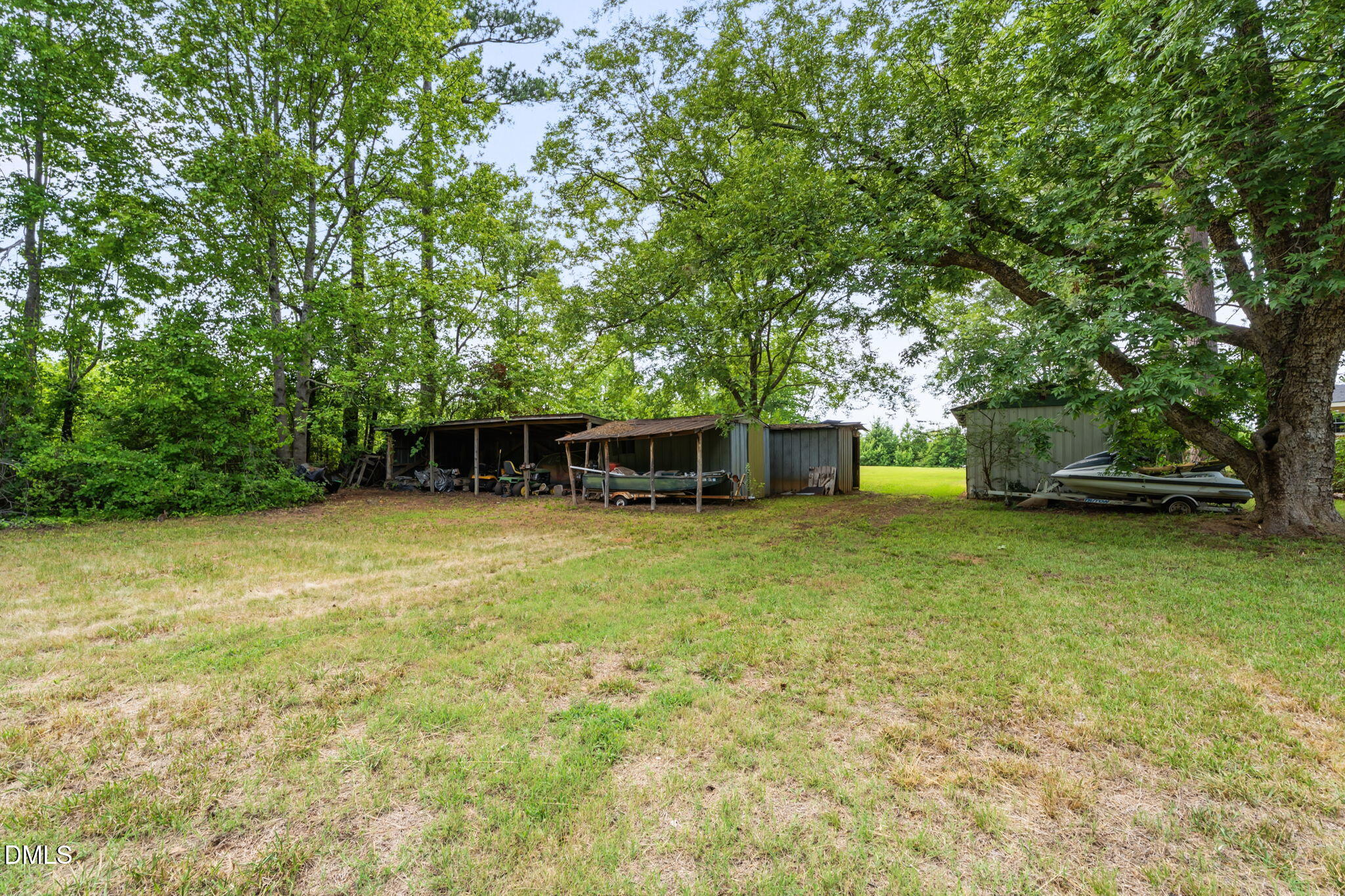 818 Van Warren Road Roanoke Rapids, NC 27870 - Photo 4 of 32 4-web-or-mls-DSC02558
