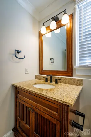 $3,250 | 435 Walnut Avenue, Charlotte, NC 28208