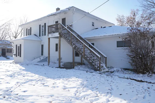 $374,900 | 1528 West 6th Street, Red Wing, MN 55066