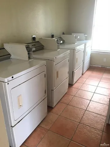 $725 | 1006 Lilia Drive, Unit 91, Weslaco, TX 78599