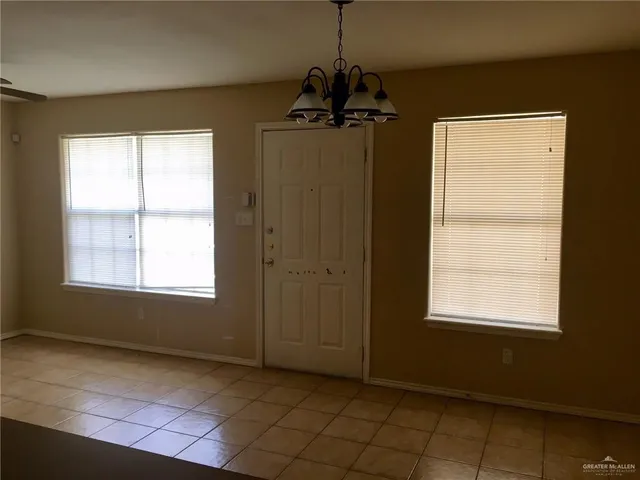 $725 | 1006 Lilia Drive, Unit 91, Weslaco, TX 78599