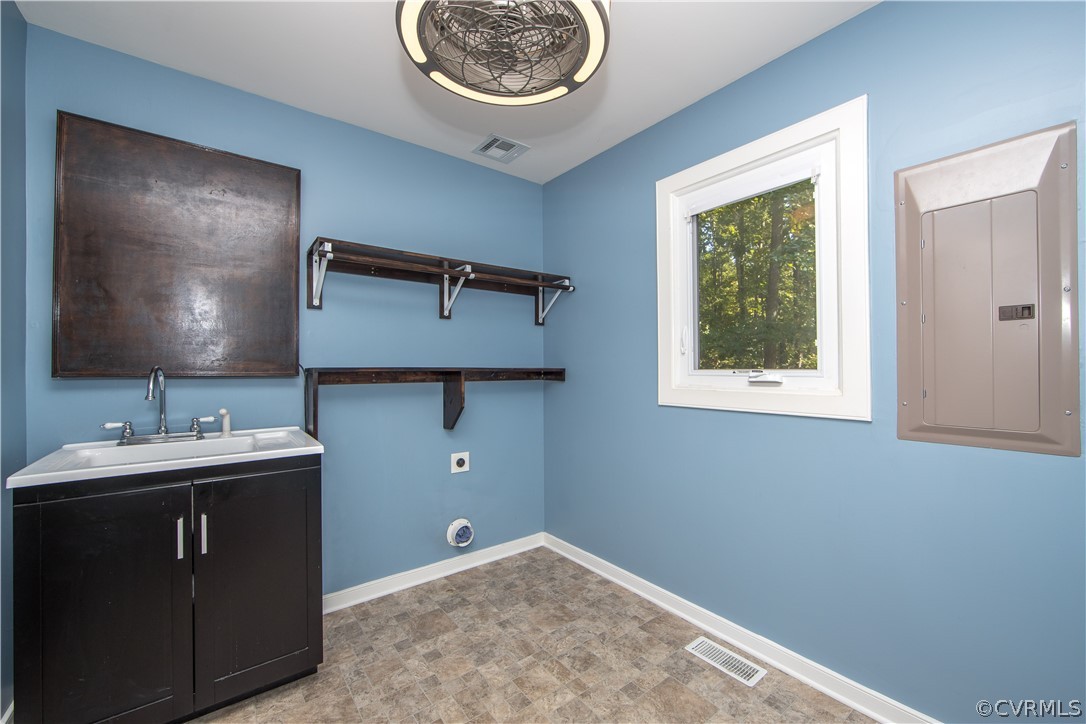 4502 Oak Hollow Road Chester, VA 23831 - Photo 24 of 32 Gallery Image 24