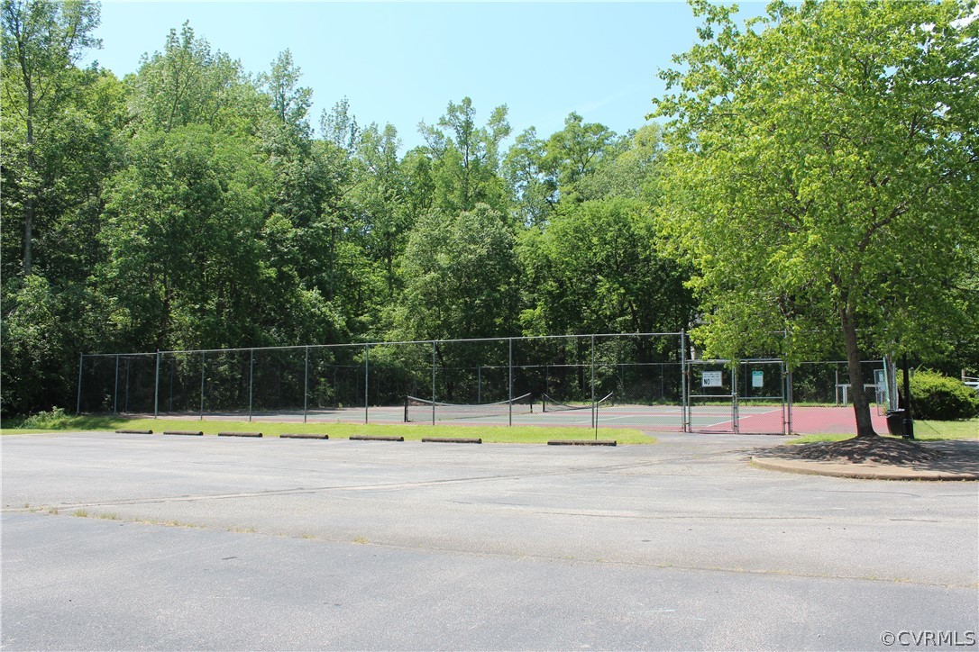 4502 Oak Hollow Road Chester, VA 23831 - Photo 31 of 32 Gallery Image 31