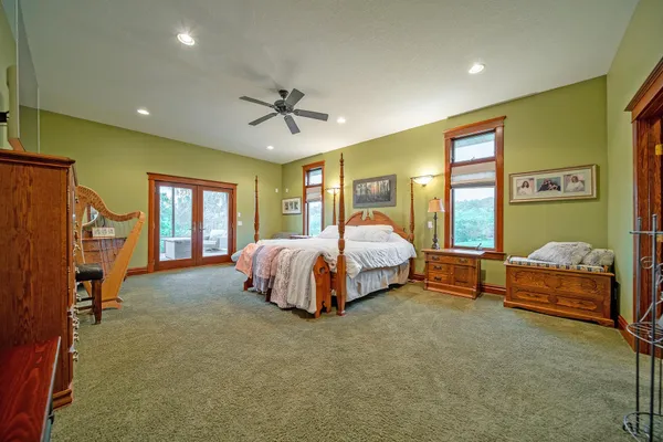 $1,100,000 | 62997 430th Avenue, Mazeppa, MN 55956