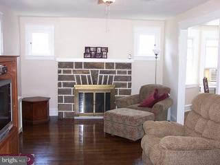 34 Princeton Road Havertown, PA 19083 - Photo 4 of 5