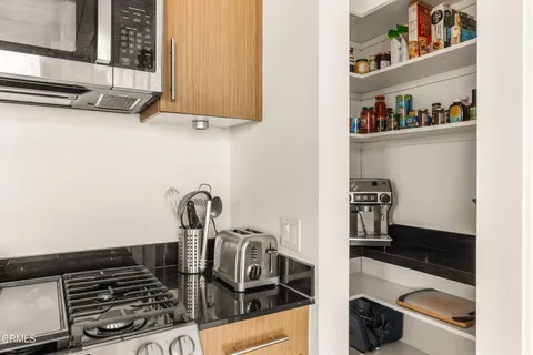 $835,000 | 530 South Hewitt Street, Unit 455, Los Angeles, CA 90013