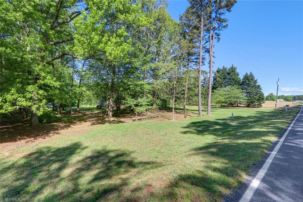 236 Slade Road Blanch, NC 27212 - Photo 5 of 30 Gallery Image 5