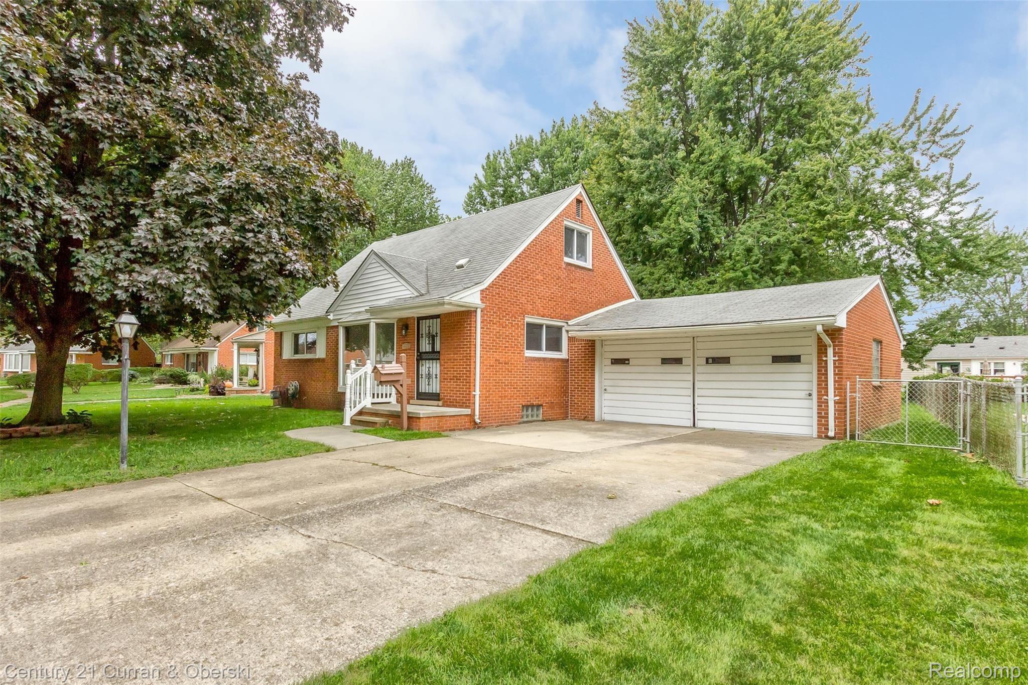 7922 Harding Street Taylor, MI 48180 - Photo 2 of 39 01.jpg