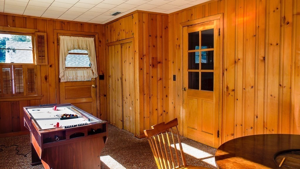 1480 Granby Road Chicopee, MA 01020 - Photo 5 of 25 Gallery Image 5