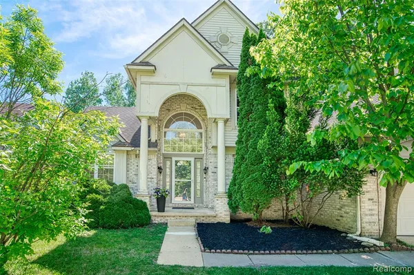 $3,400 | 3172 Birchwood Court, Ann Arbor, MI 48105