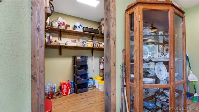 $789,900 | 709 Foster Road, Climax Springs, MO 65324