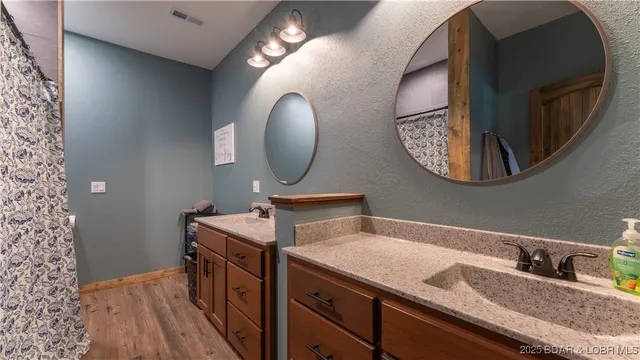 $789,900 | 709 Foster Road, Climax Springs, MO 65324