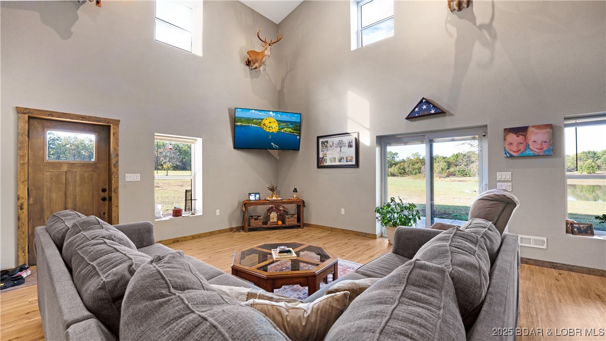 709 Foster Road Climax Springs, MO 65324 - Photo 9 of 38