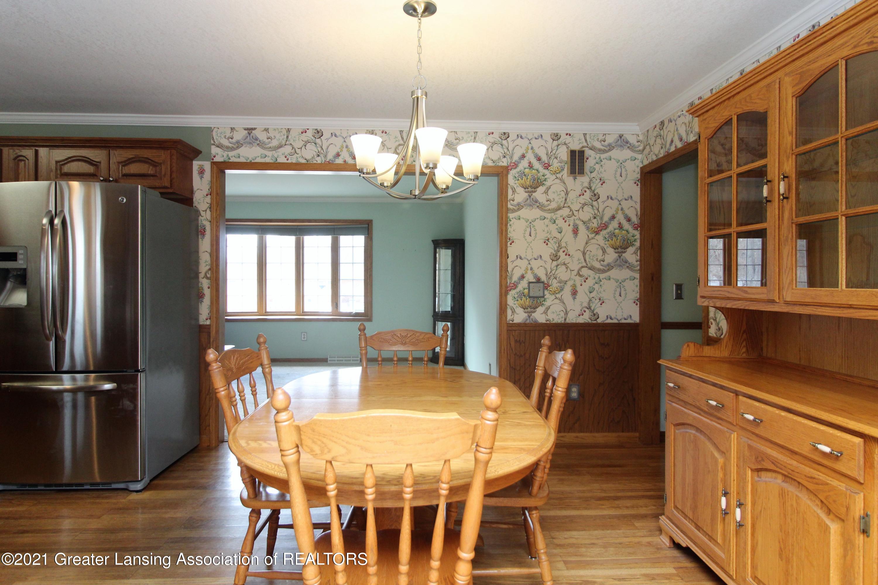 807 Raeburn Road Eaton Rapids, MI 48827 - Photo 6 of 30 06