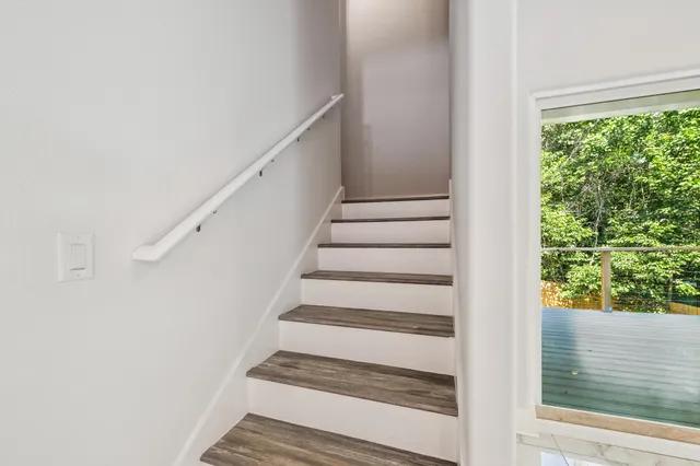 $679,000 | 410 Anchors Street, Niceville, FL 32578