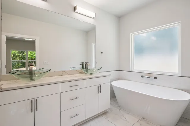 $679,000 | 410 Anchors Street, Niceville, FL 32578