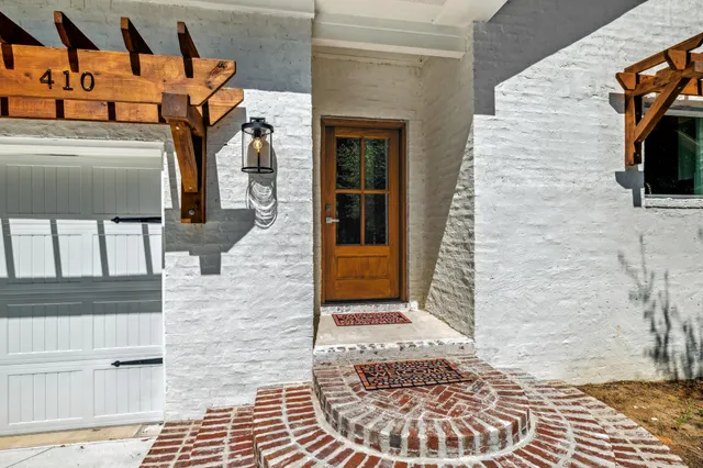 $679,000 | 410 Anchors Street, Niceville, FL 32578