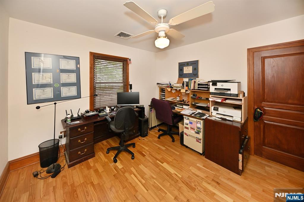 8 Myrtle Street Montvale, NJ 07645 - Photo 22 of 38