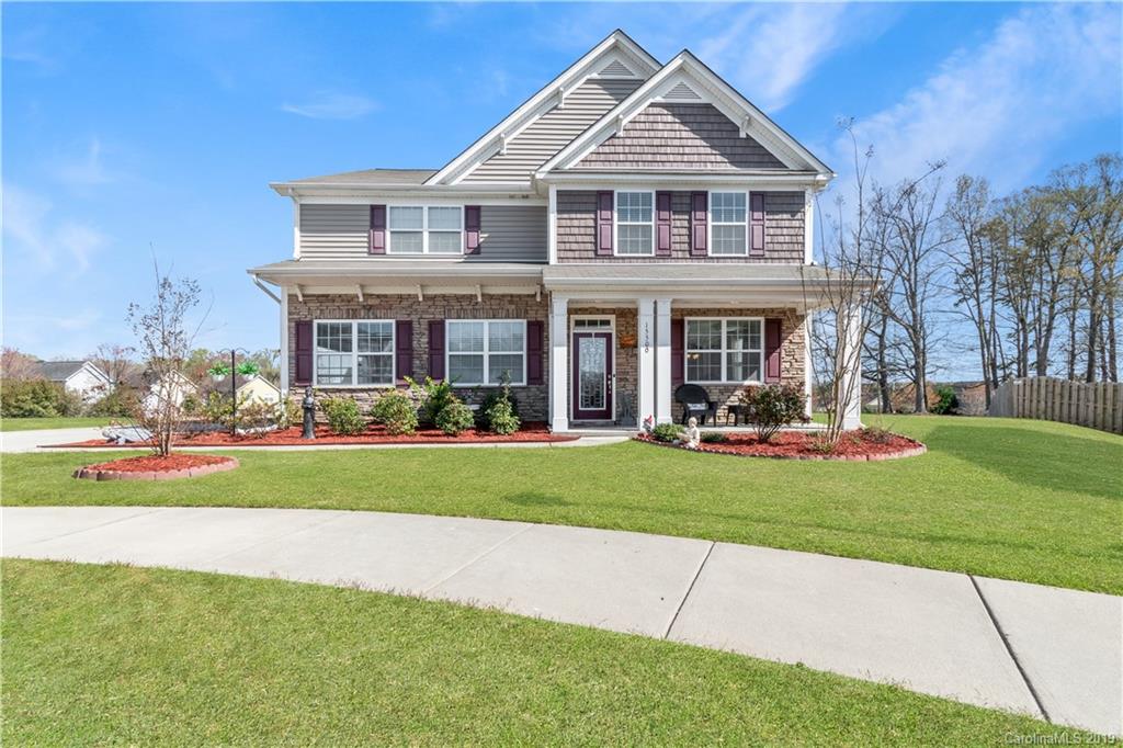 15500 Foreleigh Road Huntersville, NC 28078 - Photo 3 of 45 Gallery Image 3