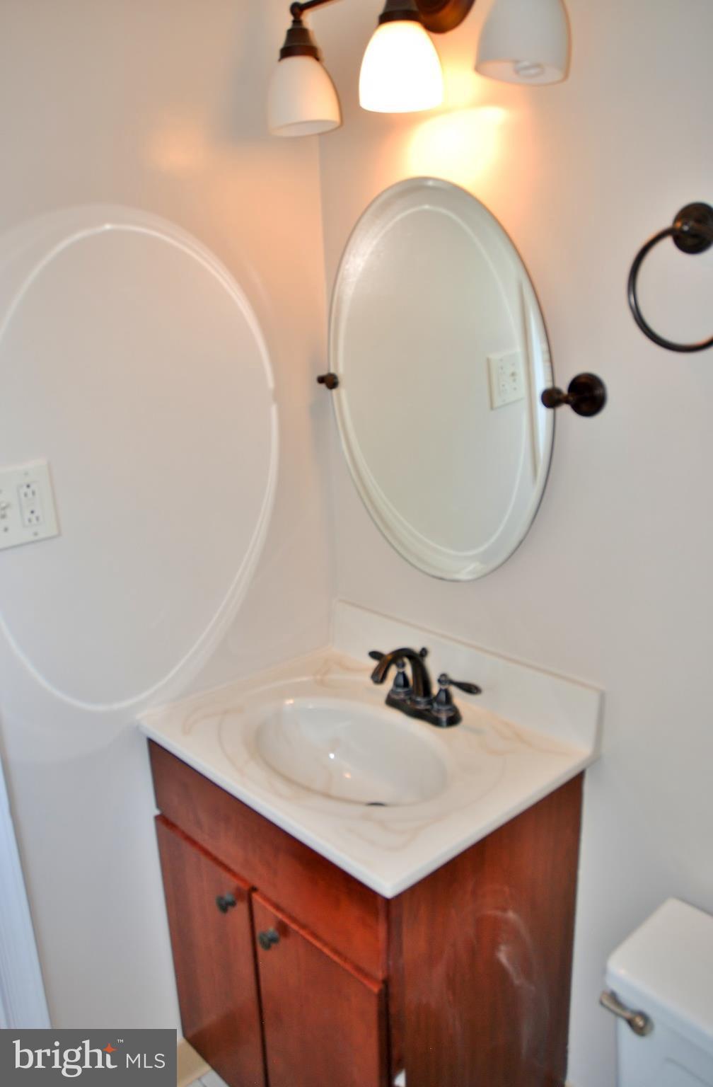 608 Cannon Road Silver Spring, MD 20904 - Photo 21 of 29 Bath