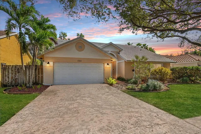 $799,000 | 7312 Northwest 45th Avenue, Coconut Creek, FL 33073