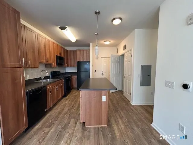 $2,153 | 10 Norden Place, Unit 366, Norwalk, CT 06855