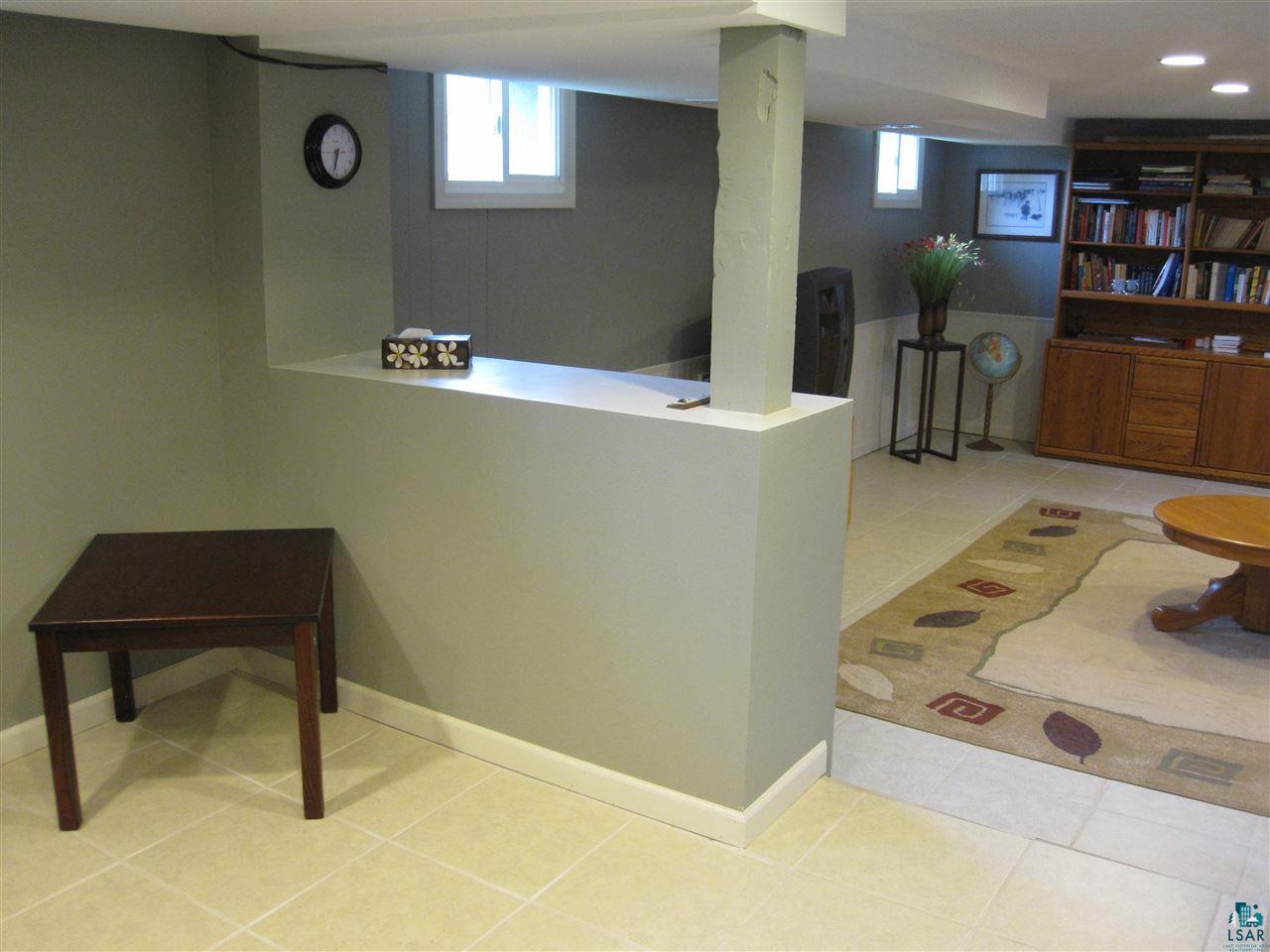 2401 Anderson Road Duluth, MN 55811 - Photo 16 of 24 Gallery Image 16
