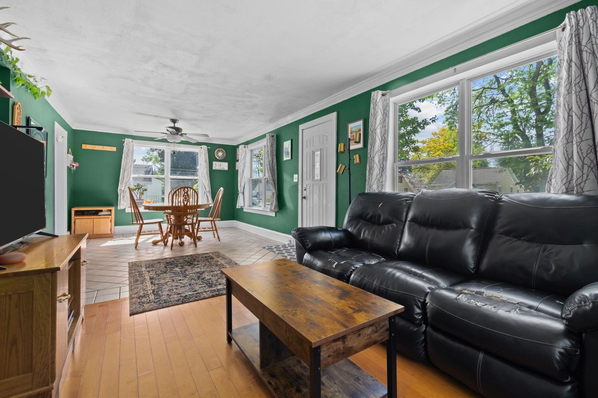 834 West Grant Street Appleton, WI 54914 - Photo 4 of 49