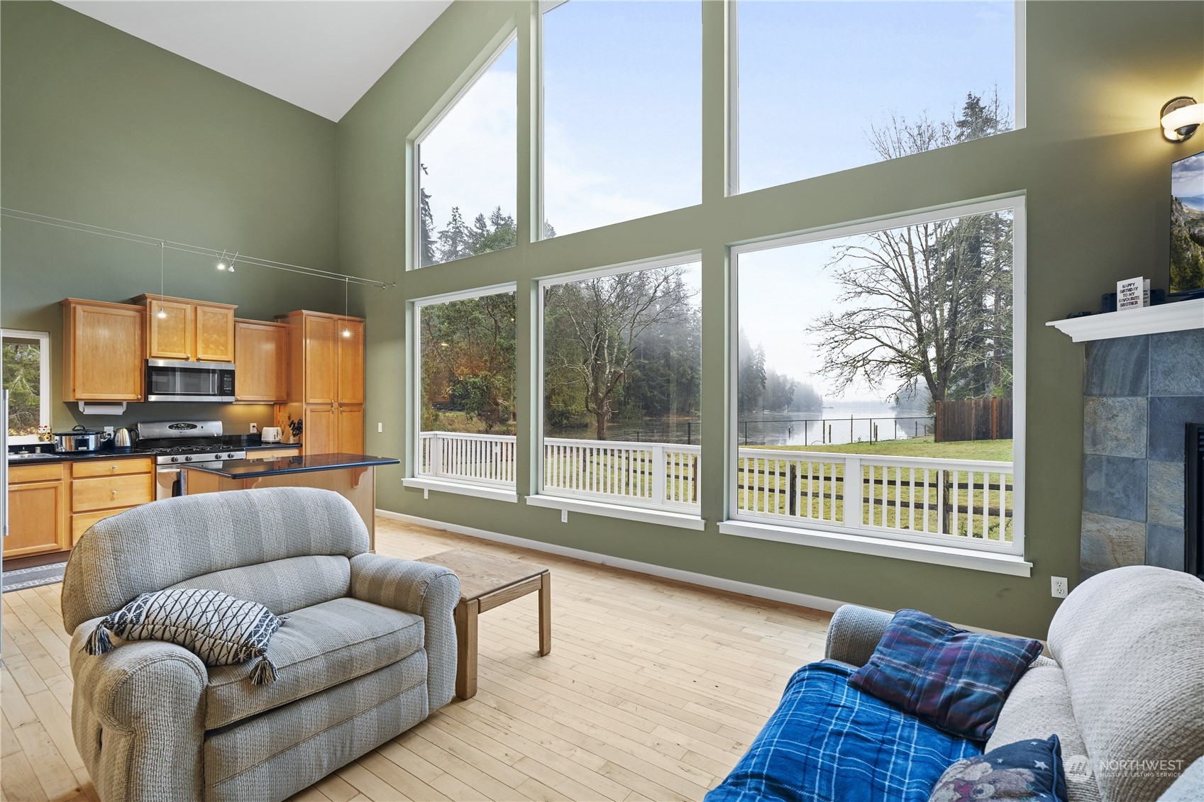 4342 Kelly Road Bremerton, WA 98312 - Photo 5 of 34 Gallery Image 5