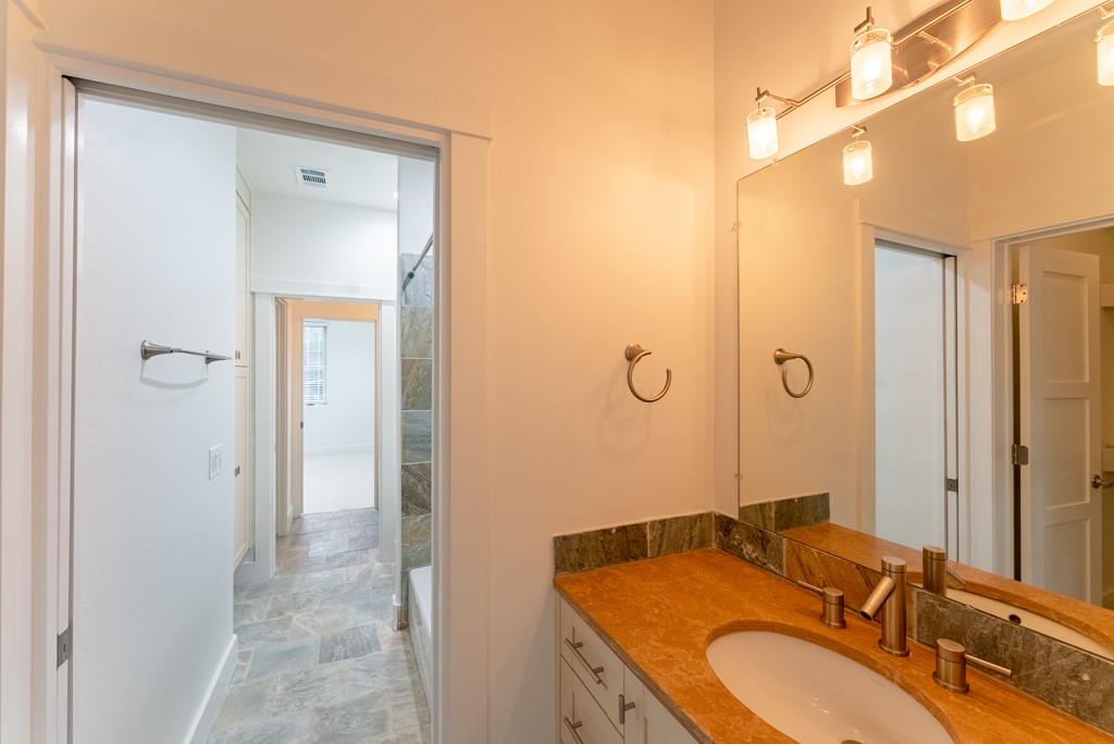 716 Post Oak Street Austin, TX 78704 - Photo 24 of 39