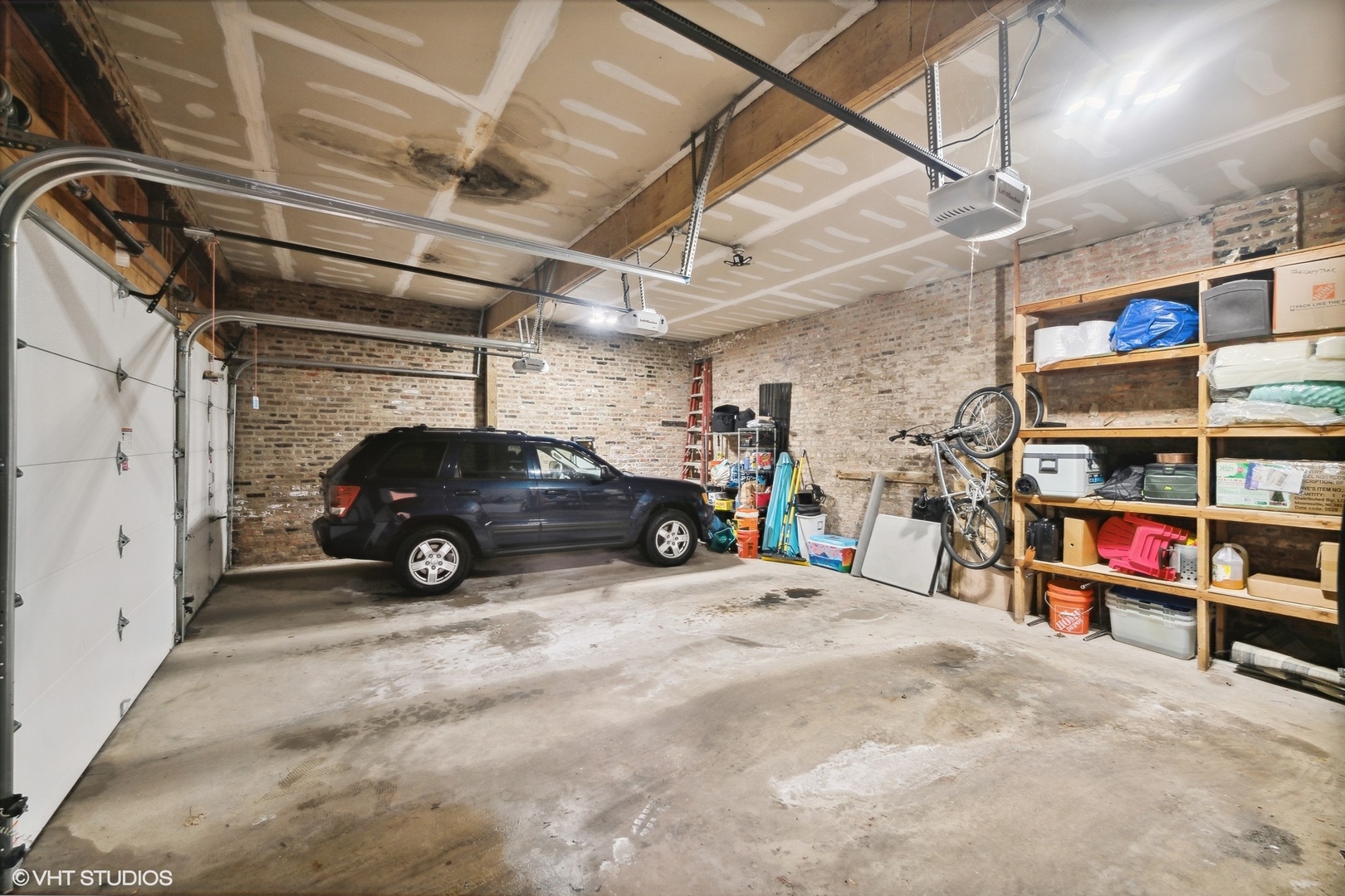 1756 West Roscoe Street Chicago, IL 60657 - Photo 17 of 19 a view of car garage