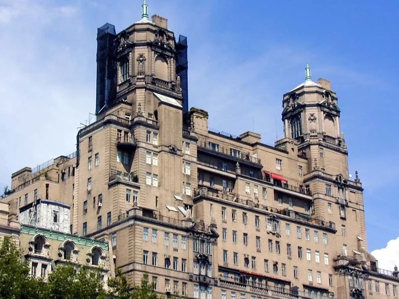 211 Central Park West, Unit 8E Manhattan, NY 10024 - Photo 13 of 14 front view of a building