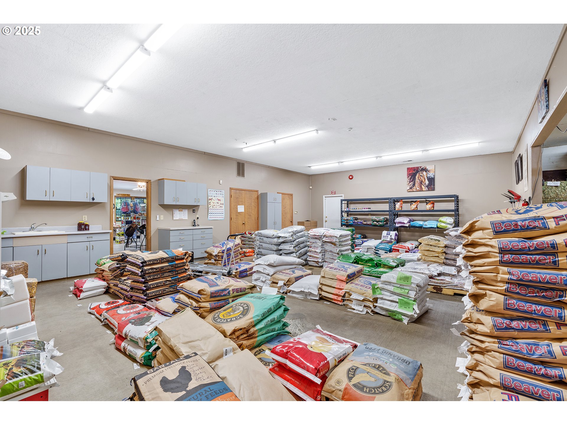 22525 Southwest Stafford Road Tualatin, OR 97062 - Photo 16 of 23