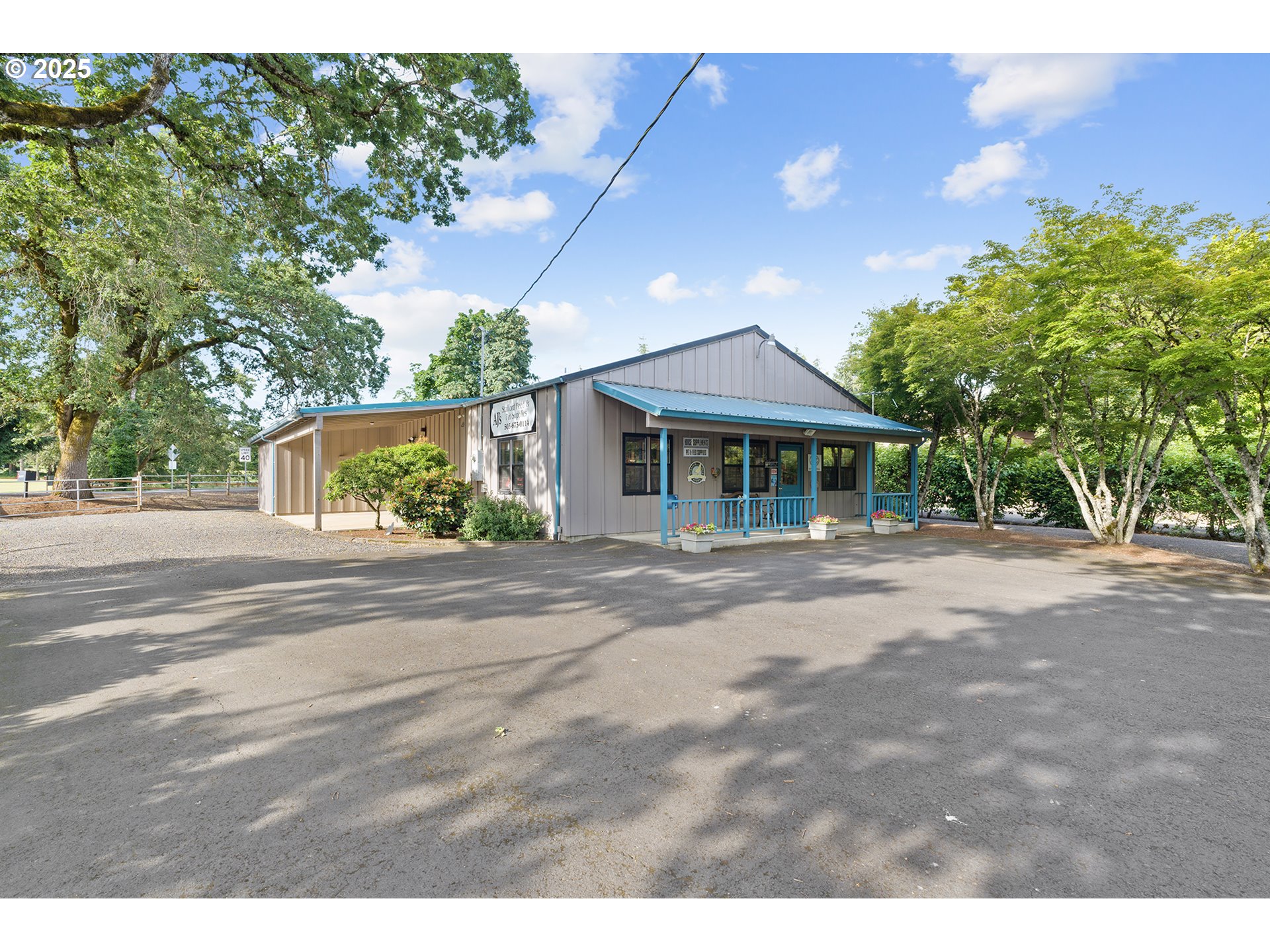 22525 Southwest Stafford Road Tualatin, OR 97062 - Photo 23 of 23