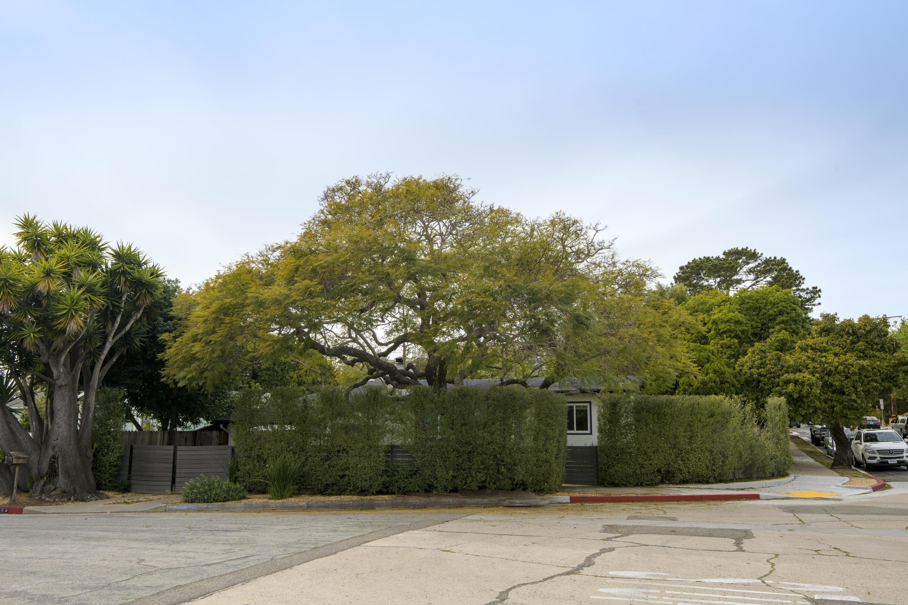 1102 Del Mar Avenue Santa Barbara, CA 93109 - Photo 3 of 39 a view of a house with a yard