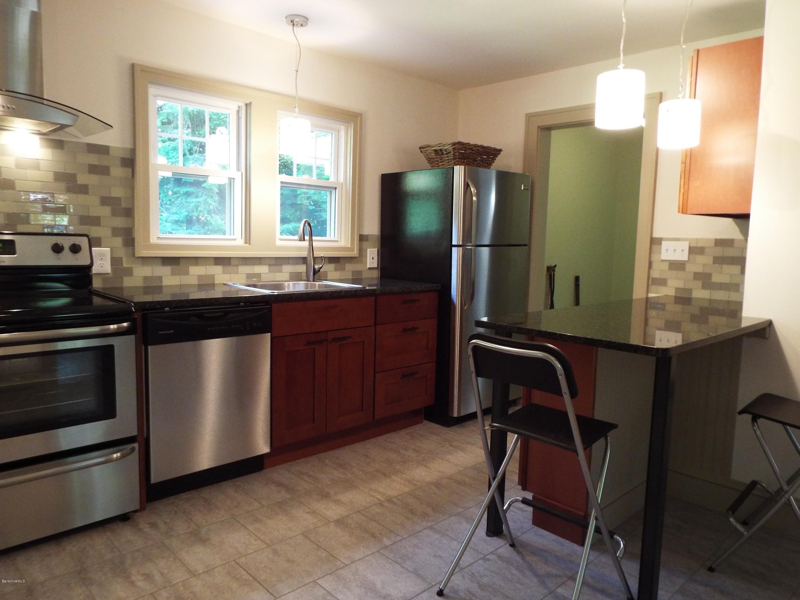 37 Overfield Road Pittsfield, MA 01201 - Photo 6 of 19 kitchen