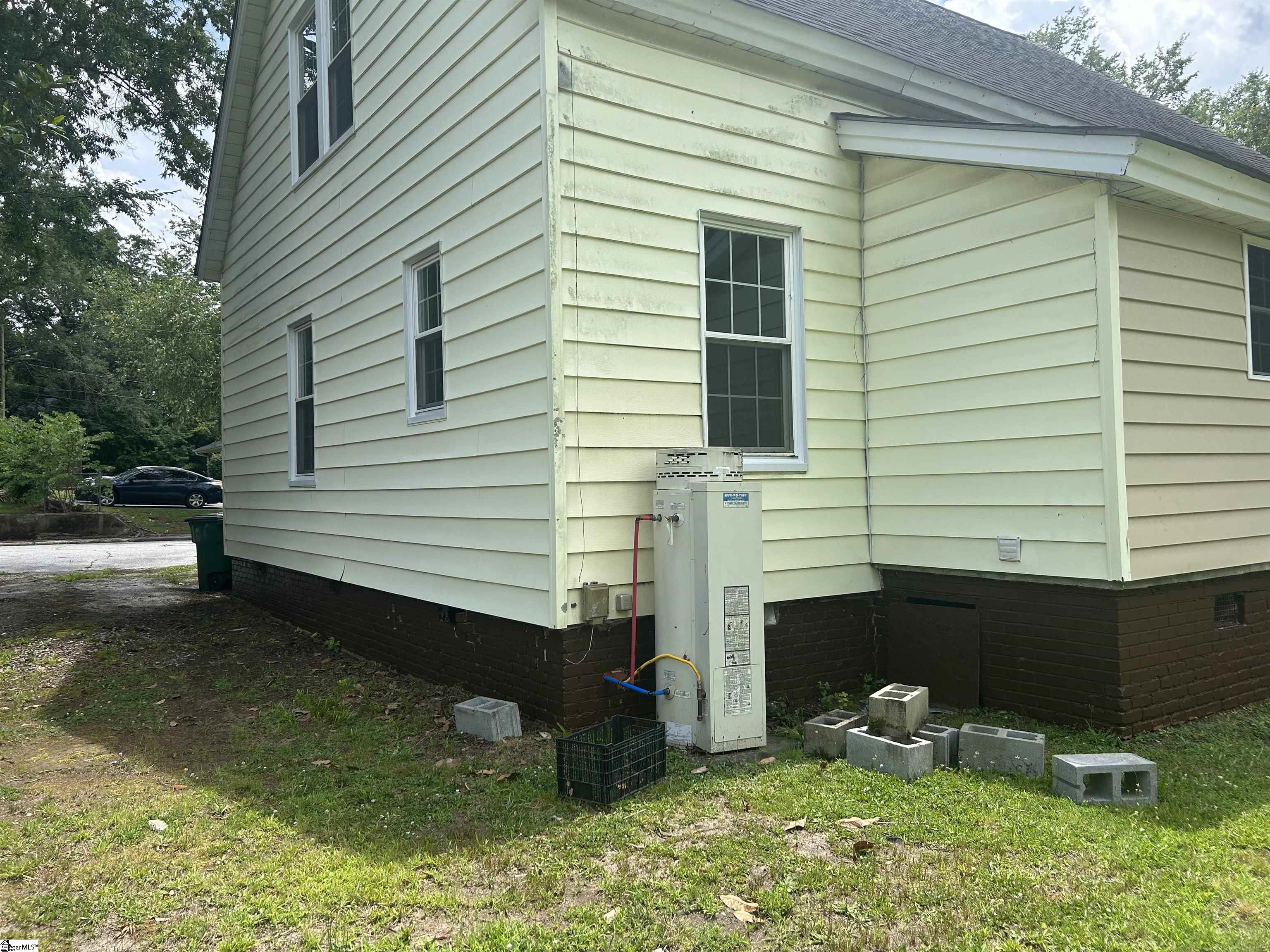 106 Washington Street Clinton, SC 29325 - Photo 30 of 32