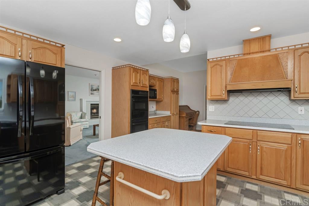 29859 Wilkes Road Valley Center, CA 92082 - Photo 10 of 25 Gallery Image 10