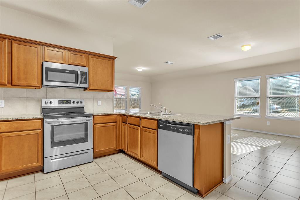 2700 Tanner Street Forney, TX 75126 - Photo 5 of 24