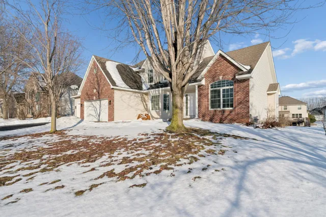 $659,900 | 17714 Hillwood Avenue, Lakeville, MN 55044