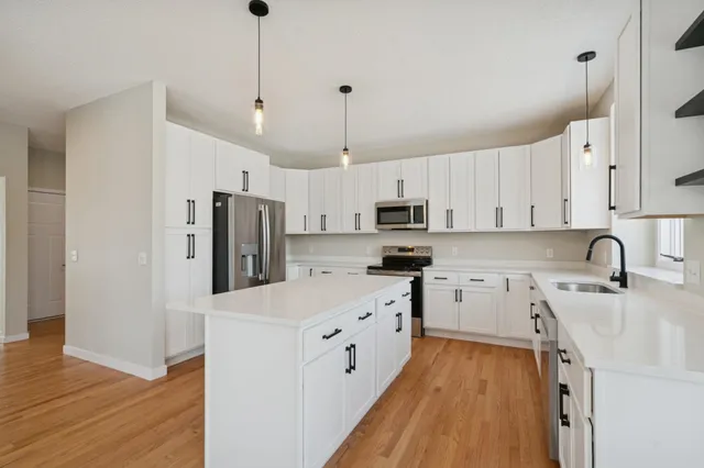 $659,900 | 17714 Hillwood Avenue, Lakeville, MN 55044