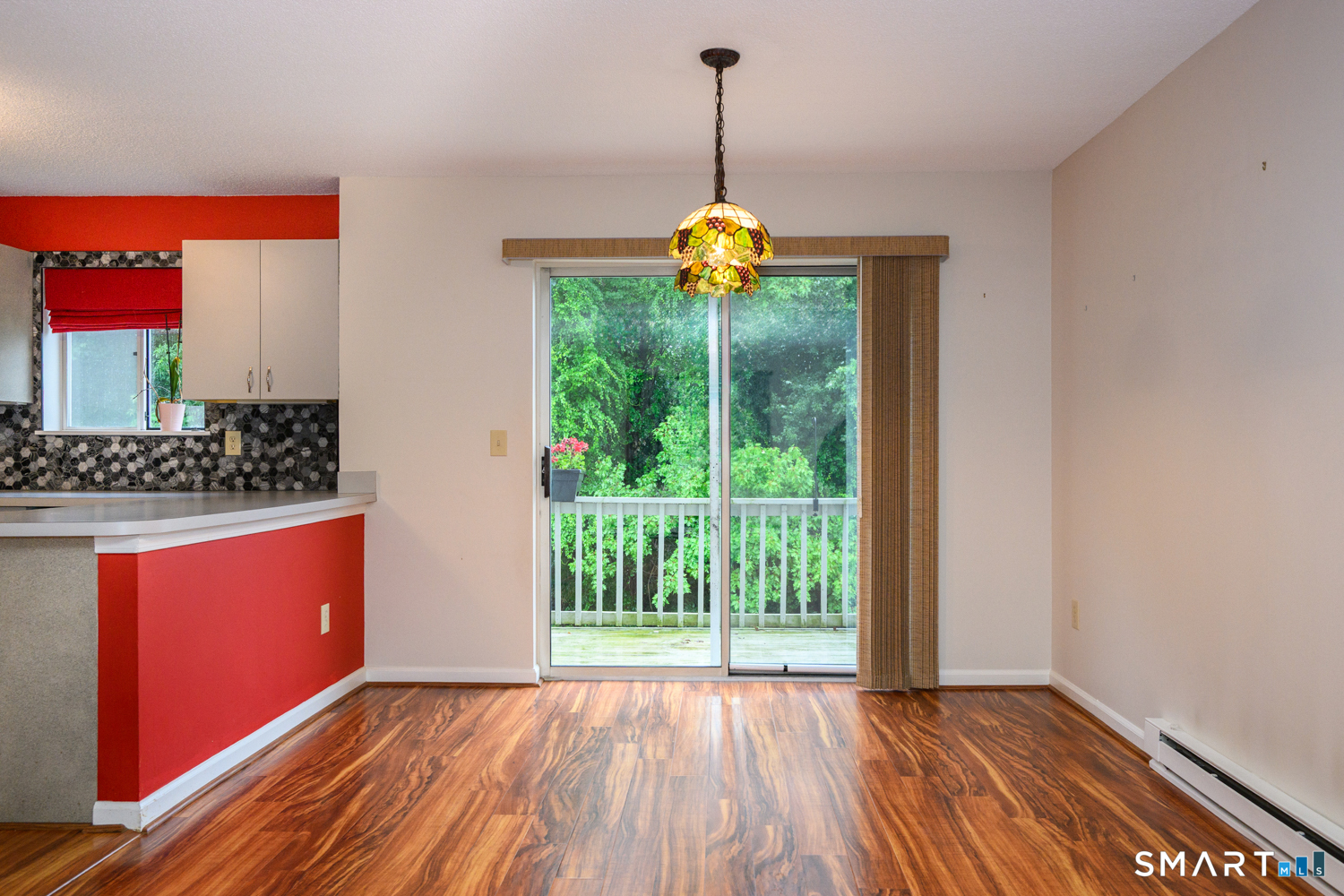 925 Oronoke Road Waterbury, CT 06708 - Photo 8 of 33