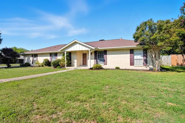 $2,400 | 10304 Oak Creek Drive, Greenville, TX 75402