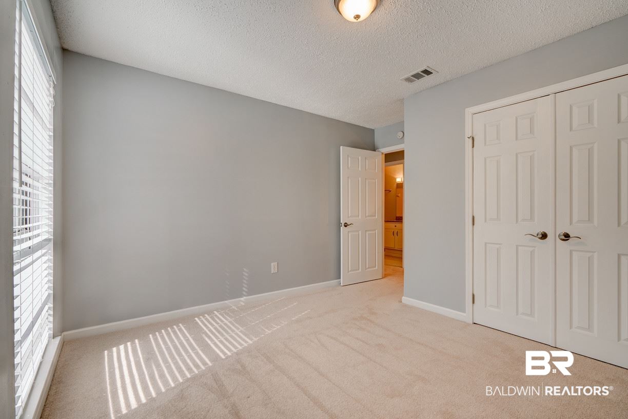 2901 Grant Street, Unit 702 Mobile, AL 36606 - Photo 15 of 30