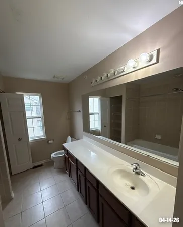 $630,000 | 5650 Brentwood Drive, Hoffman Estates, IL 60192