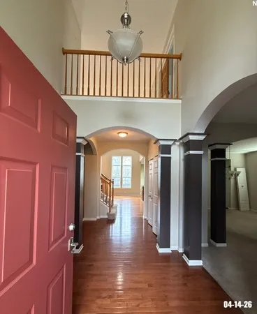 $630,000 | 5650 Brentwood Drive, Hoffman Estates, IL 60192